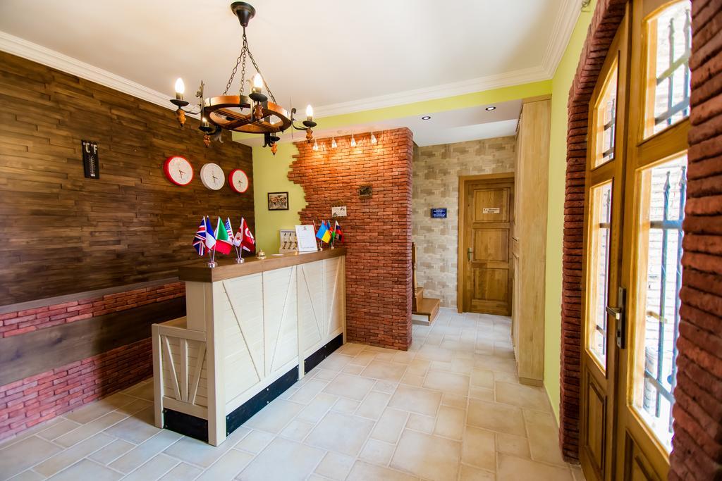 Metekhi'S Galavani Hotel Тбилиси Екстериор снимка