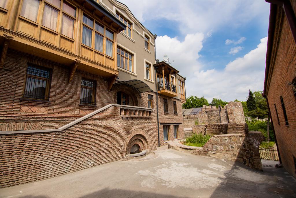 Metekhi'S Galavani Hotel Тбилиси Екстериор снимка